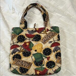 Country Gardener Quilted Tote Bag with inside button pocket